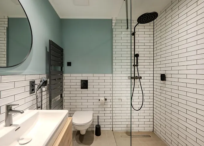 The Base One 호텔 3*