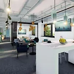 Hotel The Base One 3*