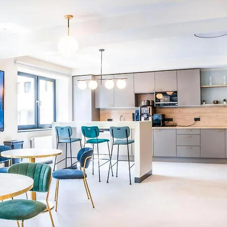 Отель The Base One Берлин