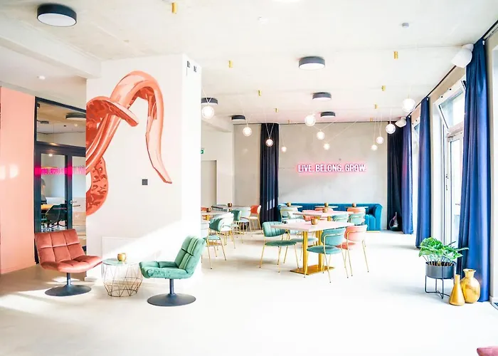 The Base One Hotel 3*