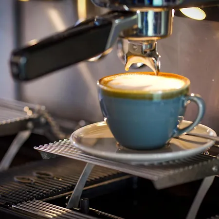 The Base One Ξενοδοχείο Βερολίνο