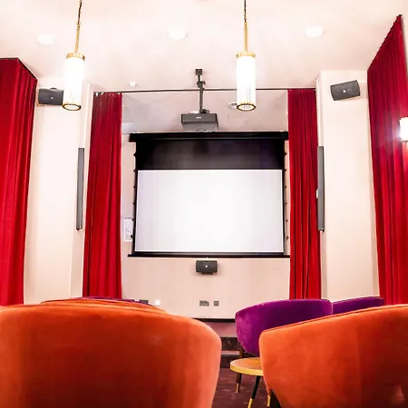 The Base One 3* Βερολίνο