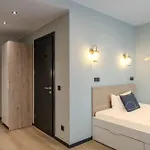 酒店 The Base One 3*