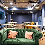 酒店 The Base One 柏林