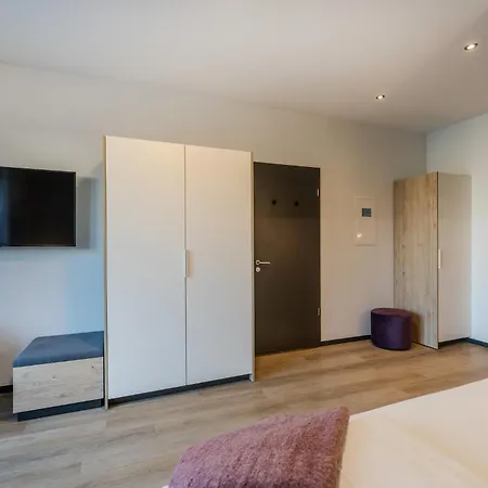 Hotel The Base One Berlin