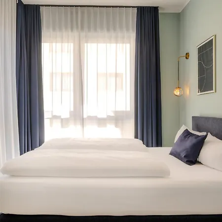 The Base One Hotel Berlim