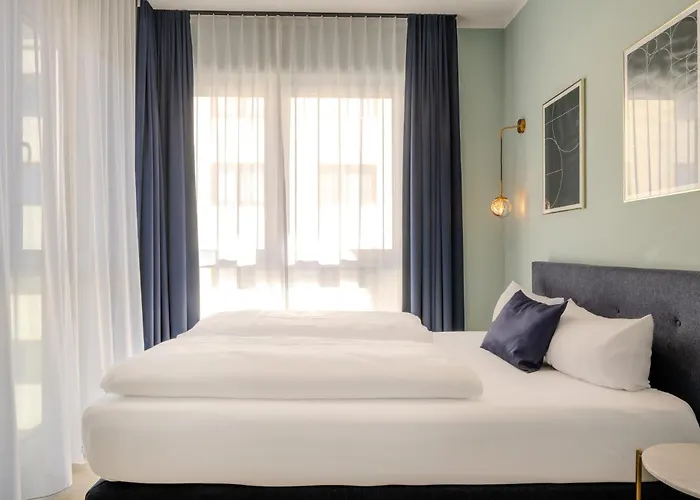 The Base One Hotel Berlin